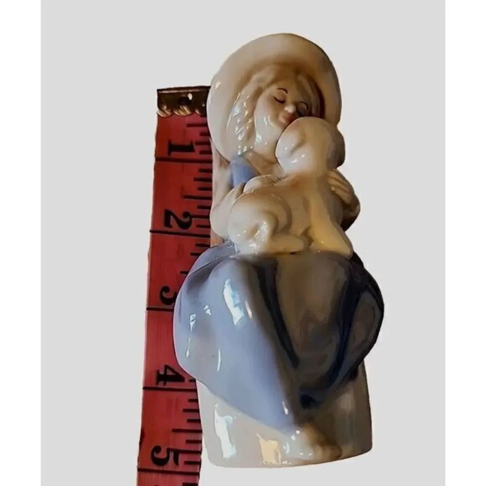 Beautiful Classic Porcelain Vintage Homco‎ Girl Holding Puppy Dog 4 1/2 inch